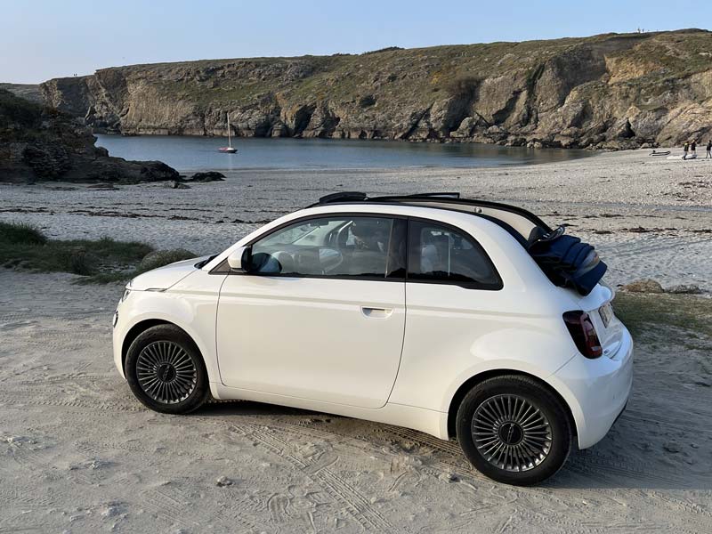 Location Fiat 500cc electrique - louer une voiture à belle-île