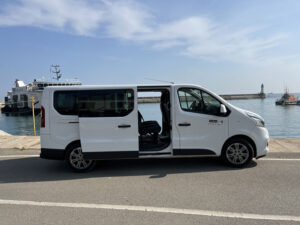 louer un voiture famille nombreuse Minibus Talento
