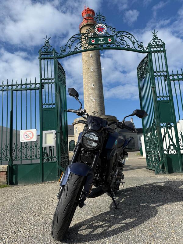 Tour de belle-île à moto, découverte du Grand Phare
